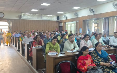 धर्मपुर विधानसभा में मतदाता सूची को त्रुटिरहित बनाने के लिए प्रशिक्षण कार्यक्रम, 8 जून से घर-घर जाएंगे गणना फार्म