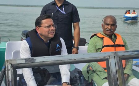 गदरपुर की सियासत में नया मोड़: नाराज अरविंद पांडे को मनाने पहुंचे सीएम धामी, बोटिंग कर साझा की रणनीतियाँ