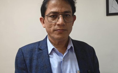 Breaking News: दून अस्पताल के उप चिकित्सा अधीक्षक डॉ. नंदन सिंह बिष्ट ने दिया इस्तीफा, स्वास्थ्य महकमे में मची हलचल