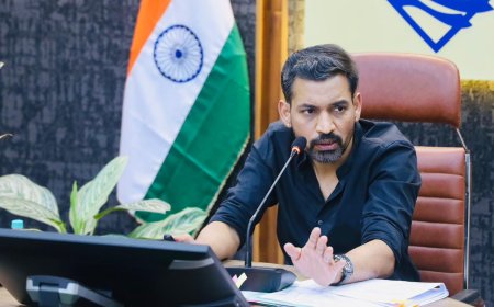अब नहीं बनेगी कूड़ाघर रिस्पना! डीएम खुद उतरे मैदान में, 12 जेसीबी-15 डम्परों के साथ शुरू हुआ ‘मिशन पुनर्जीवन