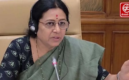 मुख्यमंत्री फडणवीस की मौजूदगी में सासंद और विधायक के बीच जातिगत विवाद