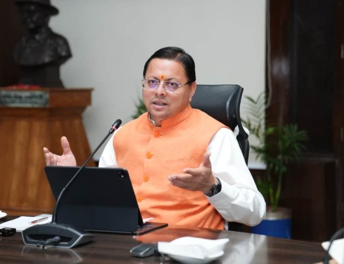सीएम धामी ने अधिकारियों को दिए निर्देश, मानसून से पूर्व सभी तैयारियां सुनिश्चित करें