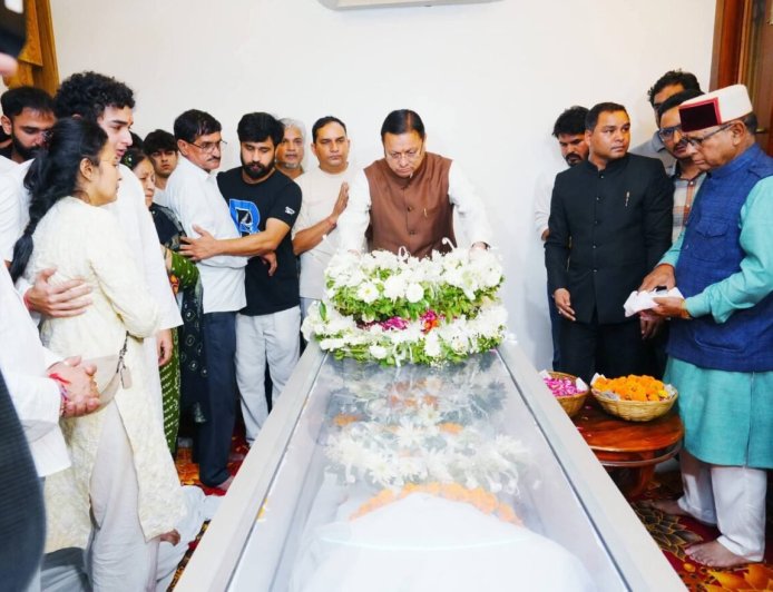 उत्तराखंड में जसपाल राणा को श्रद्धांजलि, सीएम धामी ने परिवार से किया मुलाकात