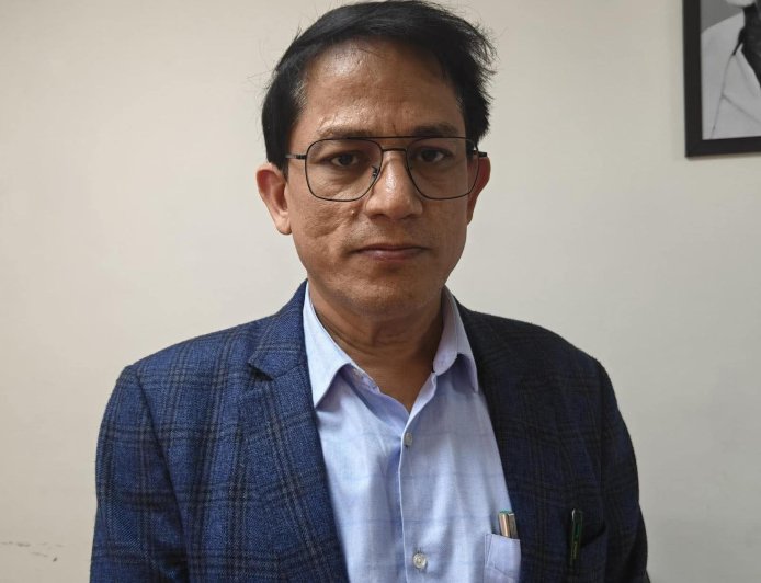 Breaking News: दून अस्पताल के उप चिकित्सा अधीक्षक डॉ. नंदन सिंह बिष्ट ने दिया इस्तीफा, स्वास्थ्य महकमे में मची हलचल