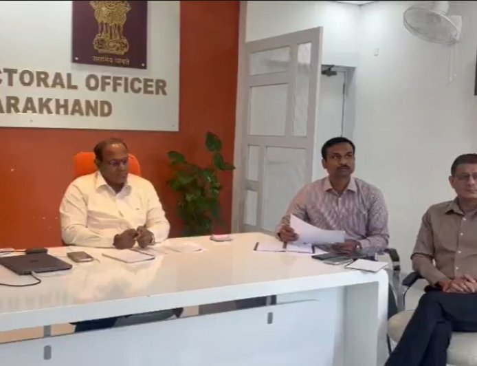 मतदाता पहचान और गणना फार्म वितरण पर मुख्य निर्वाचन अधिकारी के निर्देश