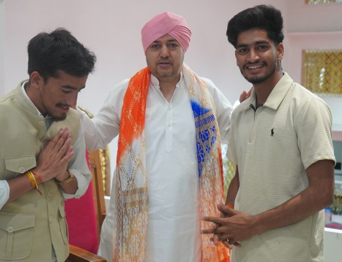 SGRR PG कॉलेज की बड़ी जीत! हैकाथॉन में हासिल किया पहला स्थान, छात्रों को मिली 50% फीस छूट