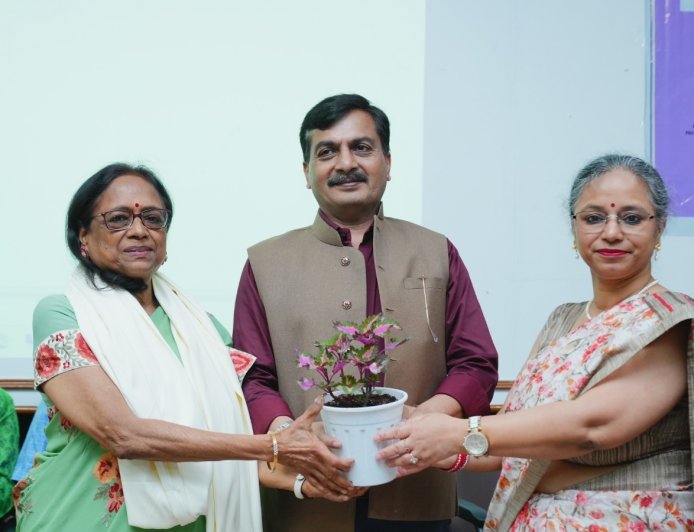 महिला चिकित्सकों के लिए ‘सुरक्षा और शक्ति’ का नया मंत्र, एसजीआरआर मेडिकाल कॉलेज ने बनाया रिकॉर्ड