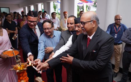 एसजीआरआरयू में शानदार स्कूल ऑफ हॉस्पिटैलिटी एवं टूरिज्म मैनेजमेंट भवन का उद्घाटन