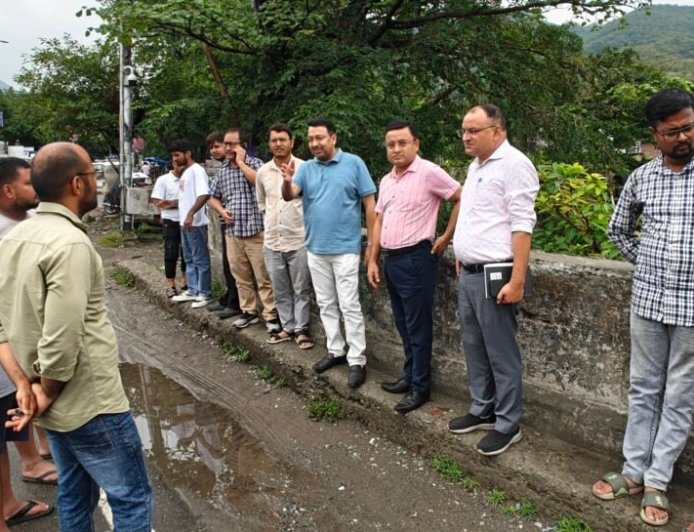 हल्द्वानी: पहली बारिश ने शहर को किया जलमग्न, अधिकारियों में हड़कंप