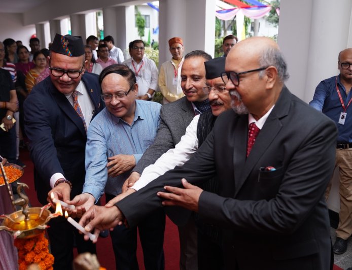 एसजीआरआरयू में शानदार स्कूल ऑफ हॉस्पिटैलिटी एवं टूरिज्म मैनेजमेंट भवन का उद्घाटन