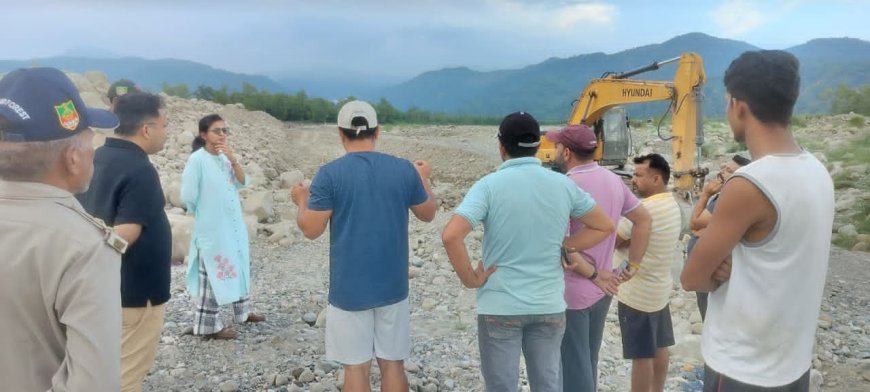 उत्तराखंड: बारिश से पहले वन विभाग की तत्परता, गांवों को बचाने के प्रयास तेज