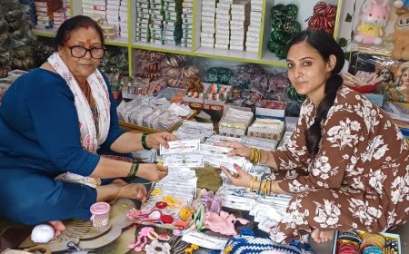 देहरादून: सास-बहू की जोड़ी ने हाथ से बनी राखियों से बटोरी सफलता, स्वरोजगार में मिली आत्मनिर्भरता