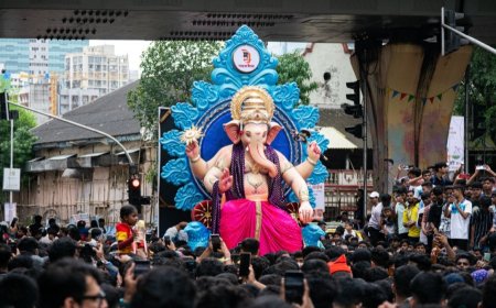 गणपति बप्पा के आगमन पर भयानक हादसा! भारी प्रतिमा के गिरने से 2 की मौत, 2 बच्चियां घायल