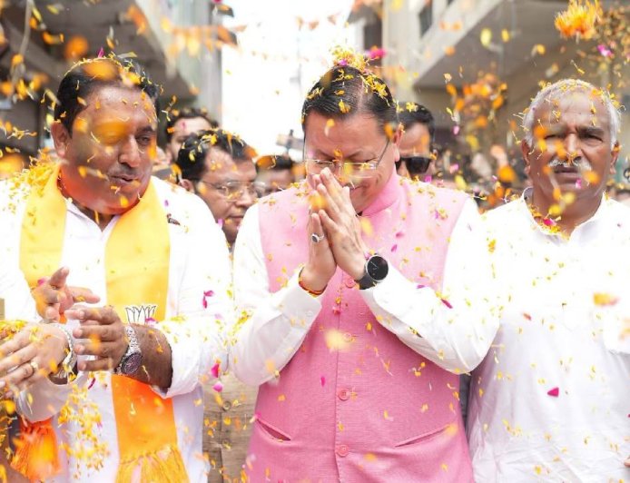 मुख्यमंत्री धामी ने विकास योजनाओं के लिए स्वीकृत की ₹ 227 करोड़ की धनराशि - Uttarakhand News