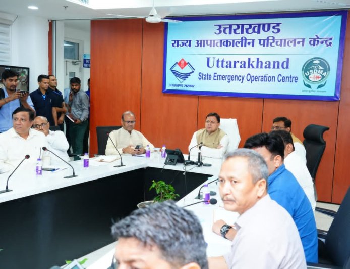 पीपलकोटी टनल हादसे पर सीएम धामी ने संभाली कमान, 16 मजदूरों का रेस्क्यू; बाकी को निकालने के लिए अभियान जारी