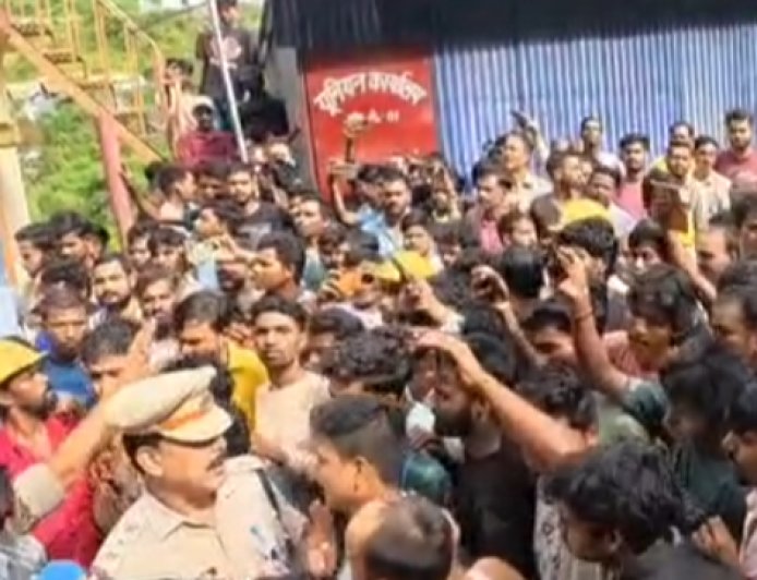 विष्णुगाड-पीपलकोटी परियोजना में मजदूरों का उग्र प्रदर्शन: उपेक्षित सुरक्षा मानक और मुआवजे विवाद