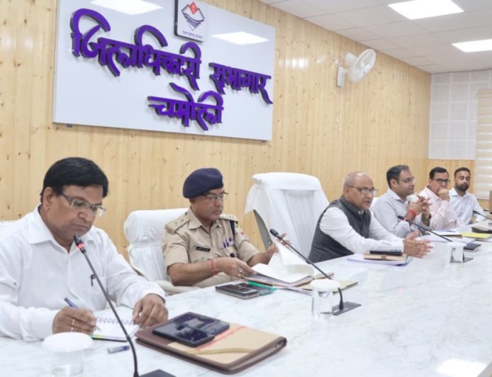 टीएचडीसी टनल रेस्क्यू: आयुक्त ने बेहतर समन्वय की दी सलाह
