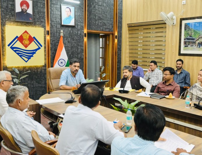 एक नाम, दो राज्यों की वोटर लिस्ट: 96 हजार से ज्यादा मतदाताओं पर प्रशासन की नजर