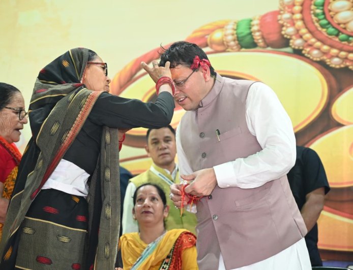 60 साल की महिलाओं को रोडवेज बसों में मुफ्त सफर