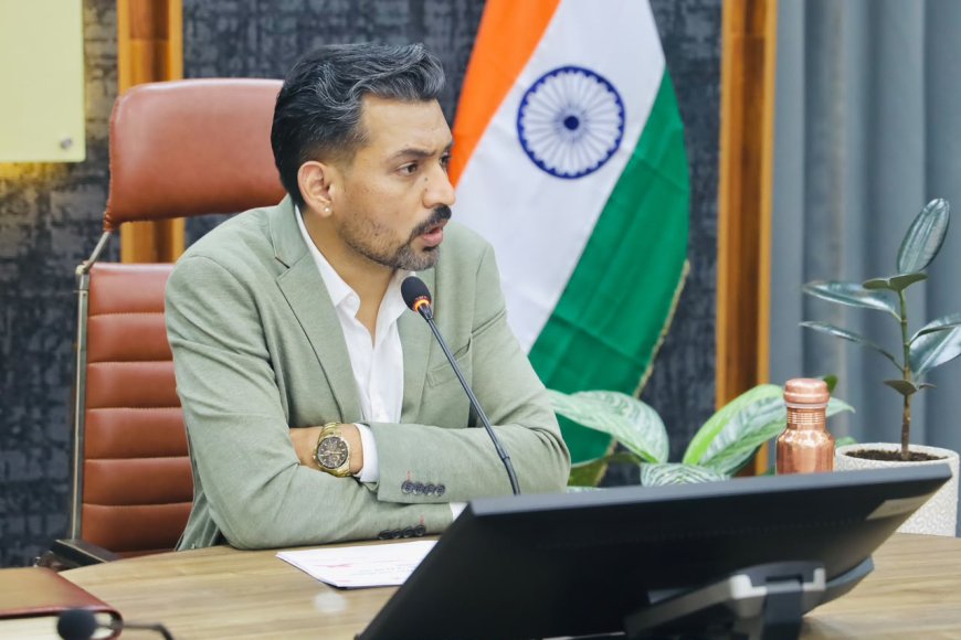 जिला अस्पताल की वित्तीय स्थिति पर डीएम का कड़ा रुख; लावारिस मरीजों के लिए खास निर्णय