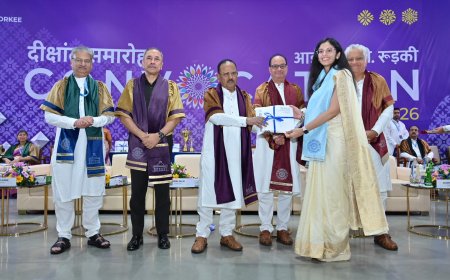 आईआईटी स्नातक विद्यार्थियों को डिग्रियां प्रदान की गईं