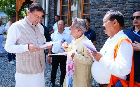 मुख्यमंत्री ने विभिन्न क्षेत्रों से आए लोगों की समस्याएं सुनीं, त्वरित समाधान के दिए निर्देश