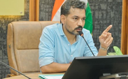 बारिश ने बिगाड़ी देहरादून की सड़कों की हालत, 48 मार्गों पर उतरेगा प्रशासन—दो दिन में मांगी रिपोर्ट