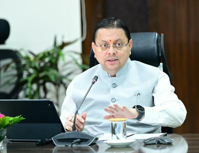 प्रदेश की सड़कें जल्द होंगी गड्ढामुक्त, 15 अक्टूबर के बाद सीएम धामी खुद सड़क से निकलकर करेंगे औचक निरीक्षण
