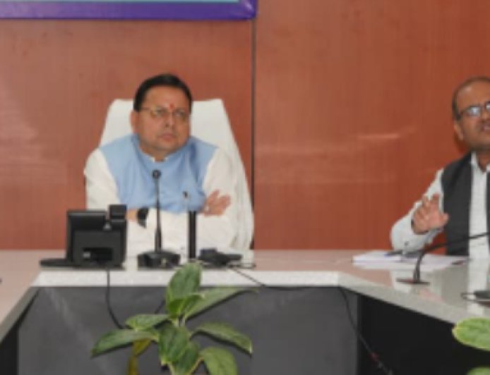 सीएम ने ट्रैकर्स-माउंटेनियर्स की सुरक्षित वापसी की संभाली कमान