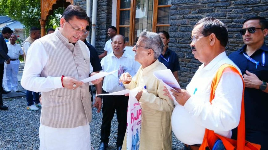 मुख्यमंत्री ने विभिन्न क्षेत्रों से आए लोगों की समस्याएं सुनीं, त्वरित समाधान के दिए निर्देश
