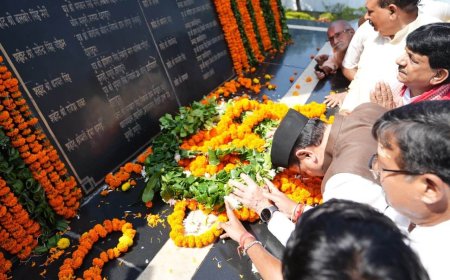 सीएम धामी ने मुजफ्फरनगर कांड की बरसी पर शहीदों को श्रद्धांजलि अर्पित की