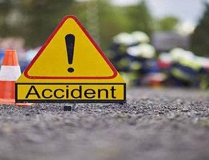 काशीपुर: कुंडा क्षेत्र में भीषण सड़क हादसा, 3 की हुई दर्दनाक मौत, टुक टुक में हुआ बड़ा हादसा