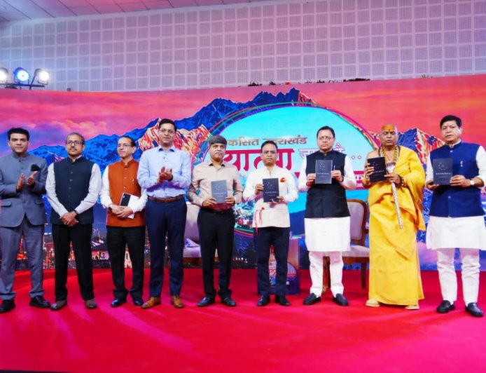 उत्तराखंड के युवा सिर्फ नौकरी मांग नहीं रहे, दूसरों को भी दे रहे रोजगार; सीएम धामी से साझा किए अपने अनुभव
