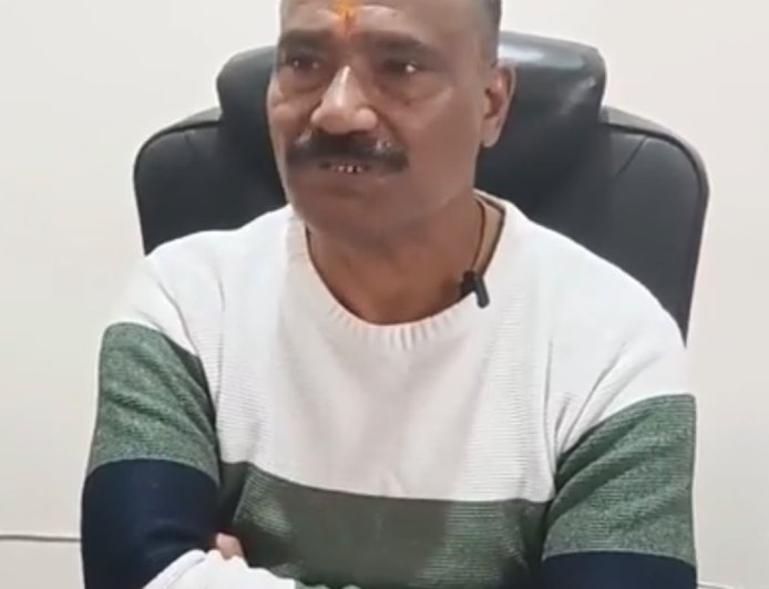 BJP को पौड़ी में बड़ा झटका! यशपाल बेनाम ने छोड़ी पार्टी, इस्तीफे से गरमाई सियासत—अब किस खेमे में जाएंगे?
