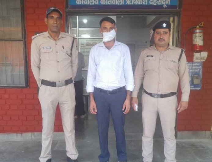 AIIMS ऋषिकेश भर्ती में बड़ा फर्जीवाड़ा! बायोमेट्रिक सत्यापन में खुला पहचान का खेल, एक गिरफ्तार; नौकरी पाने वाला आरोपी फरार