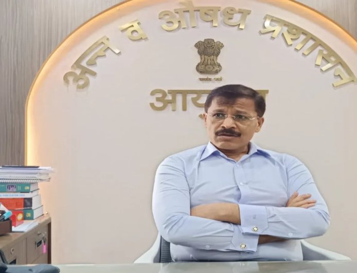 त्योहारों से पहले मिलावटखोरों पर शिकंजा, 68 प्रतिष्ठानों के लाइसेंस निलंबित